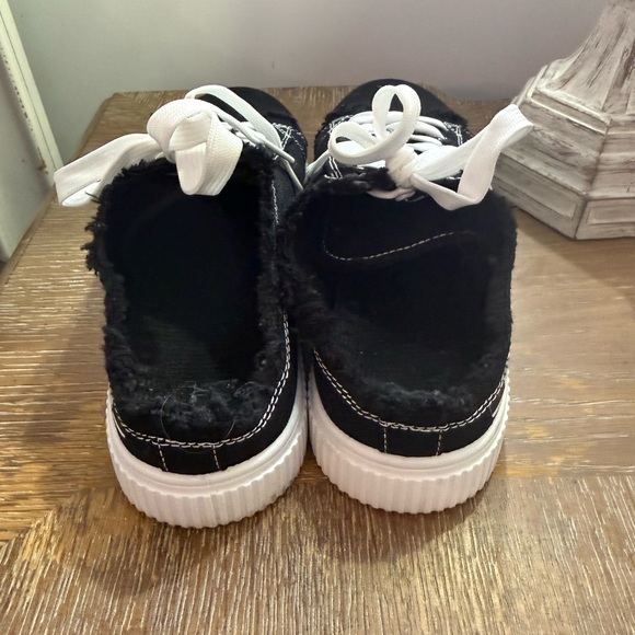 Black and White Checkered Skate Sneakers - Picture 4 of 5